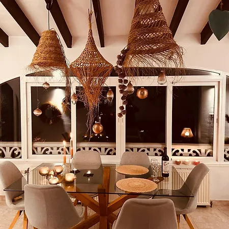 La Casa Leelouka Villa