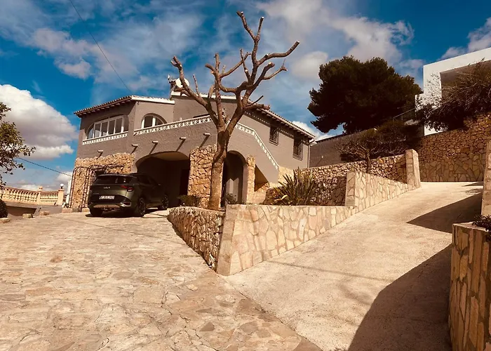 ヴィラ La Casa Leelouka モライラ